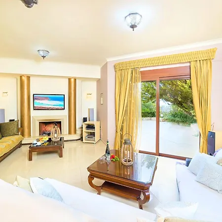 Tatil Evi Fuer 14 Personen In Rethymnon, Kreta Nordkueste Kretas Adelianos Kampos